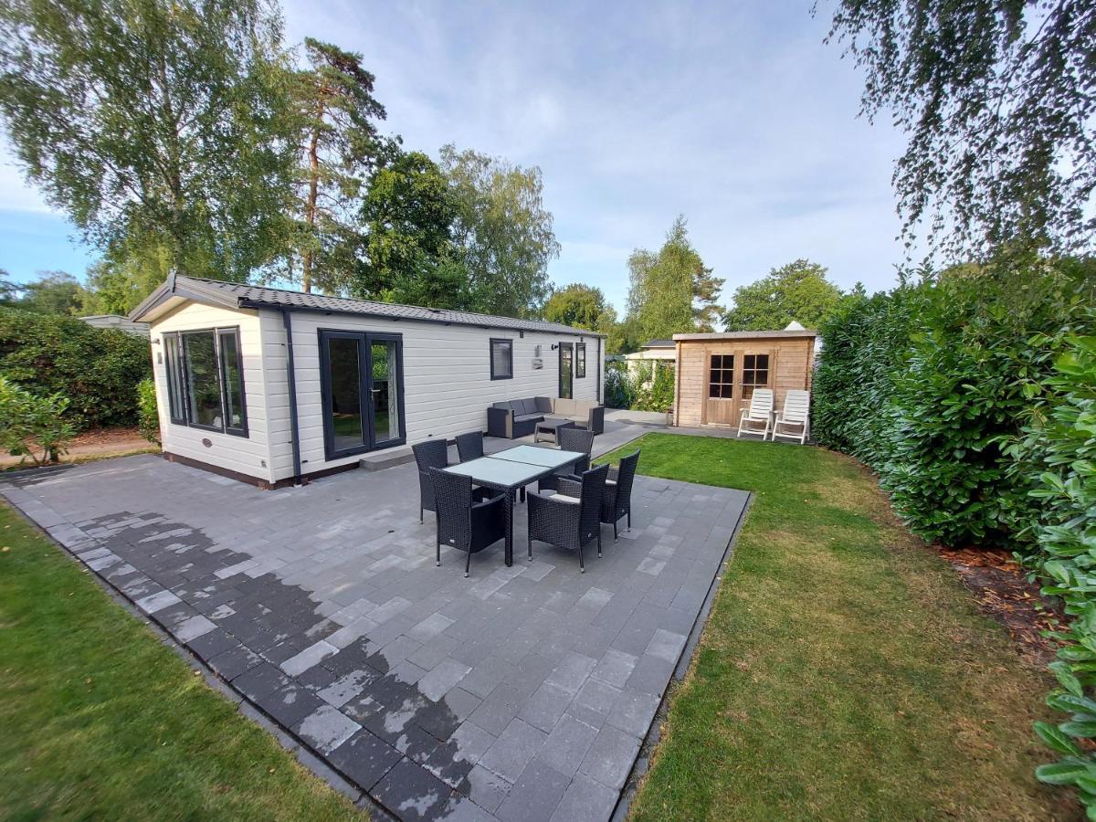 Chalet Wanama. Gelegen Op Het Vakantiepark Het Lierderholt Op De Veluwe. Βίλα Beekbergen Εξωτερικό φωτογραφία