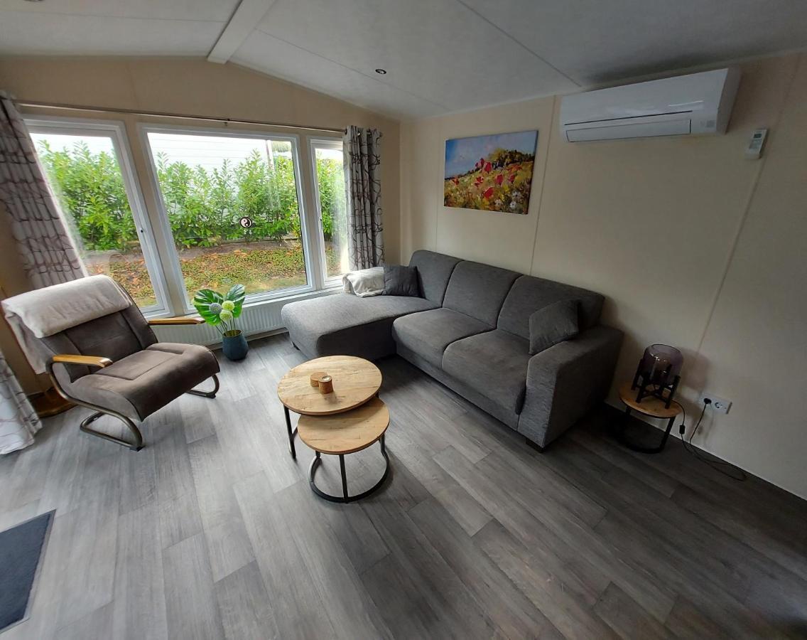 Chalet Wanama. Gelegen Op Het Vakantiepark Het Lierderholt Op De Veluwe. Βίλα Beekbergen Εξωτερικό φωτογραφία
